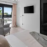 Βίλα Siete Luxury Living Just Steps From The *