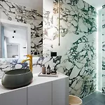 Siete Luxury Living Just Steps From The Βίλα Duće