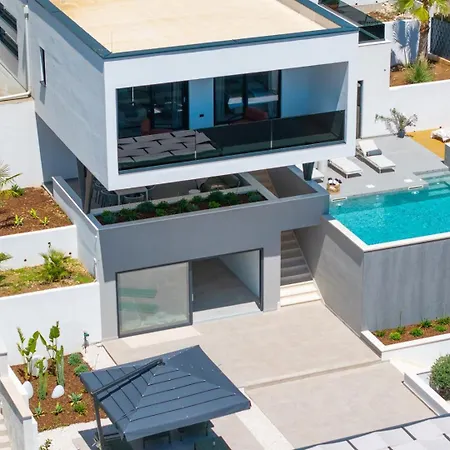 Siete Luxury Living Just Steps From The Βίλα Duće
