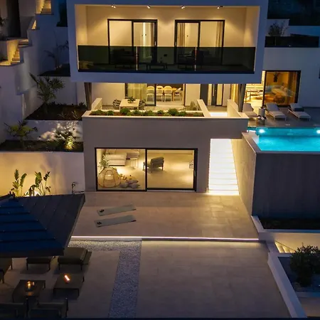 Siete Luxury Living Just Steps From The Βίλα