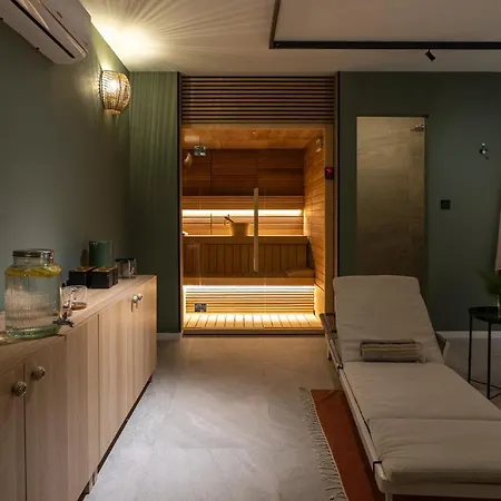 New!! Siete Luxury Living Just Steps From The Villa