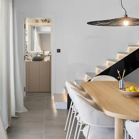 Βίλα Siete Luxury Living Just Steps From The